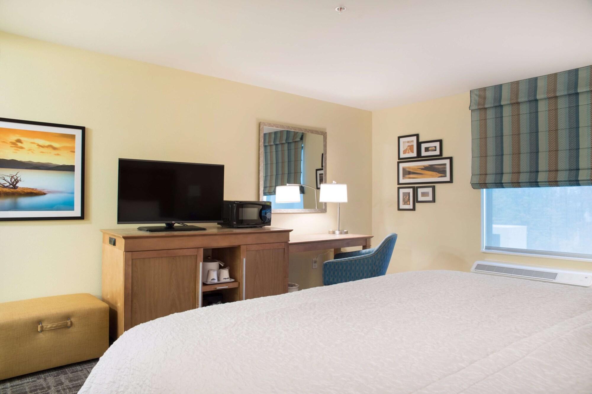 Hampton Inn & Suites Big Rapids, Mi מראה חיצוני תמונה
