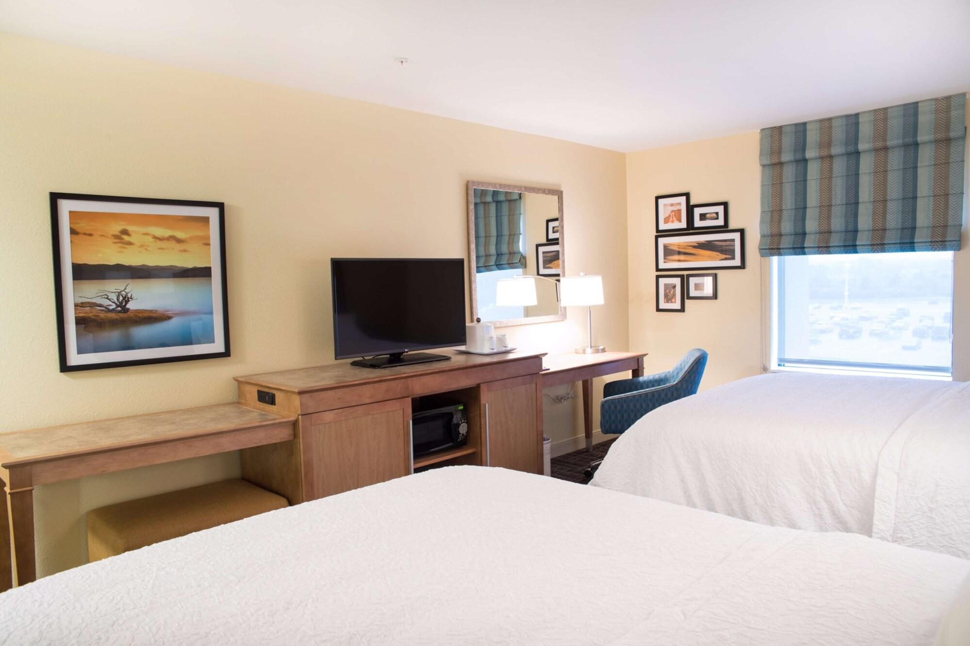 Hampton Inn & Suites Big Rapids, Mi מראה חיצוני תמונה