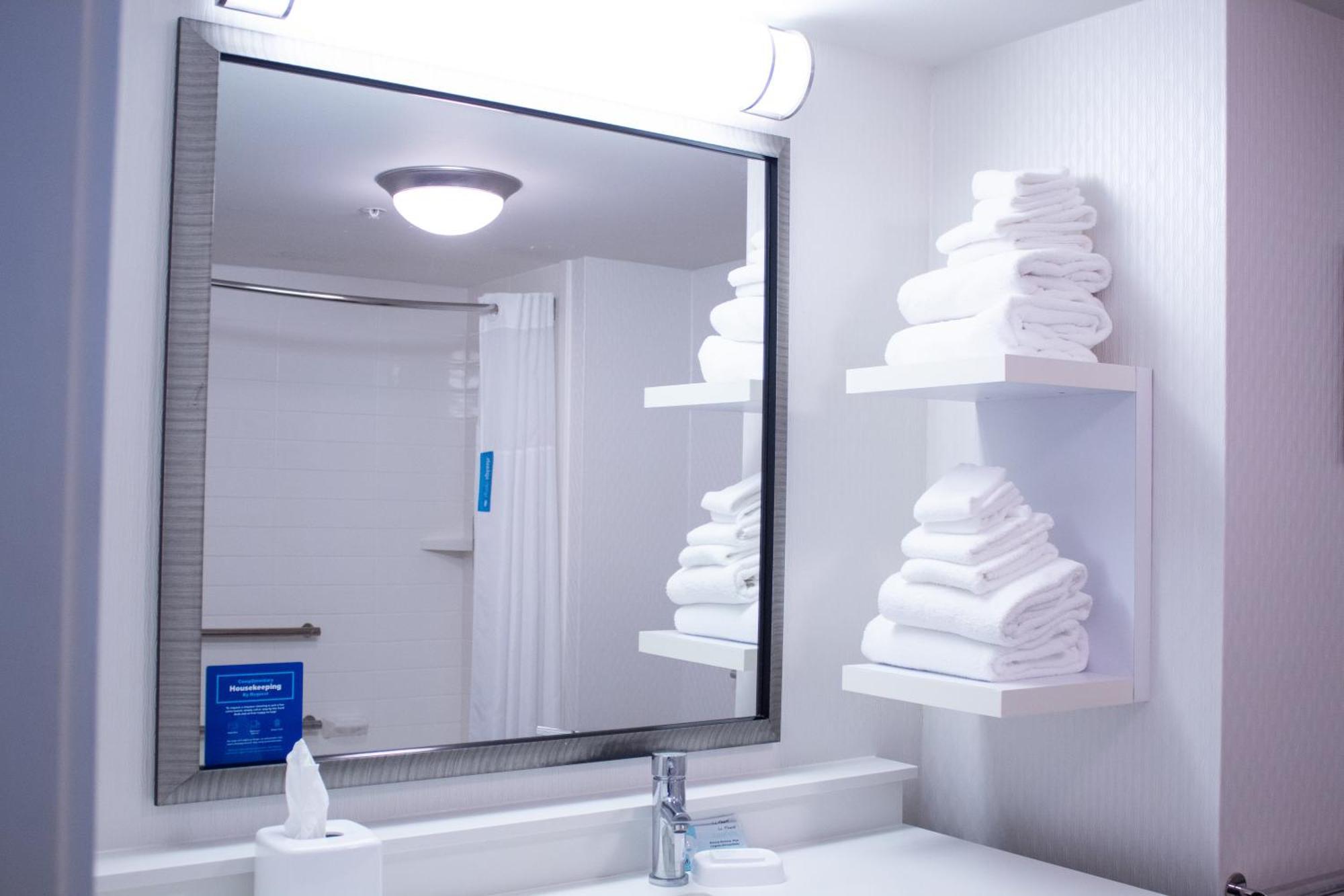 Hampton Inn & Suites Big Rapids, Mi מראה חיצוני תמונה