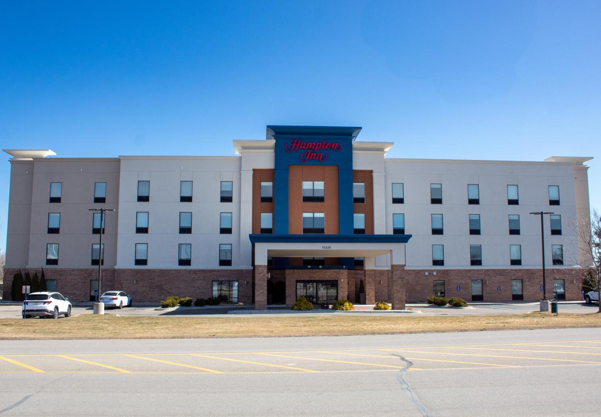 Hampton Inn & Suites Big Rapids, Mi מראה חיצוני תמונה