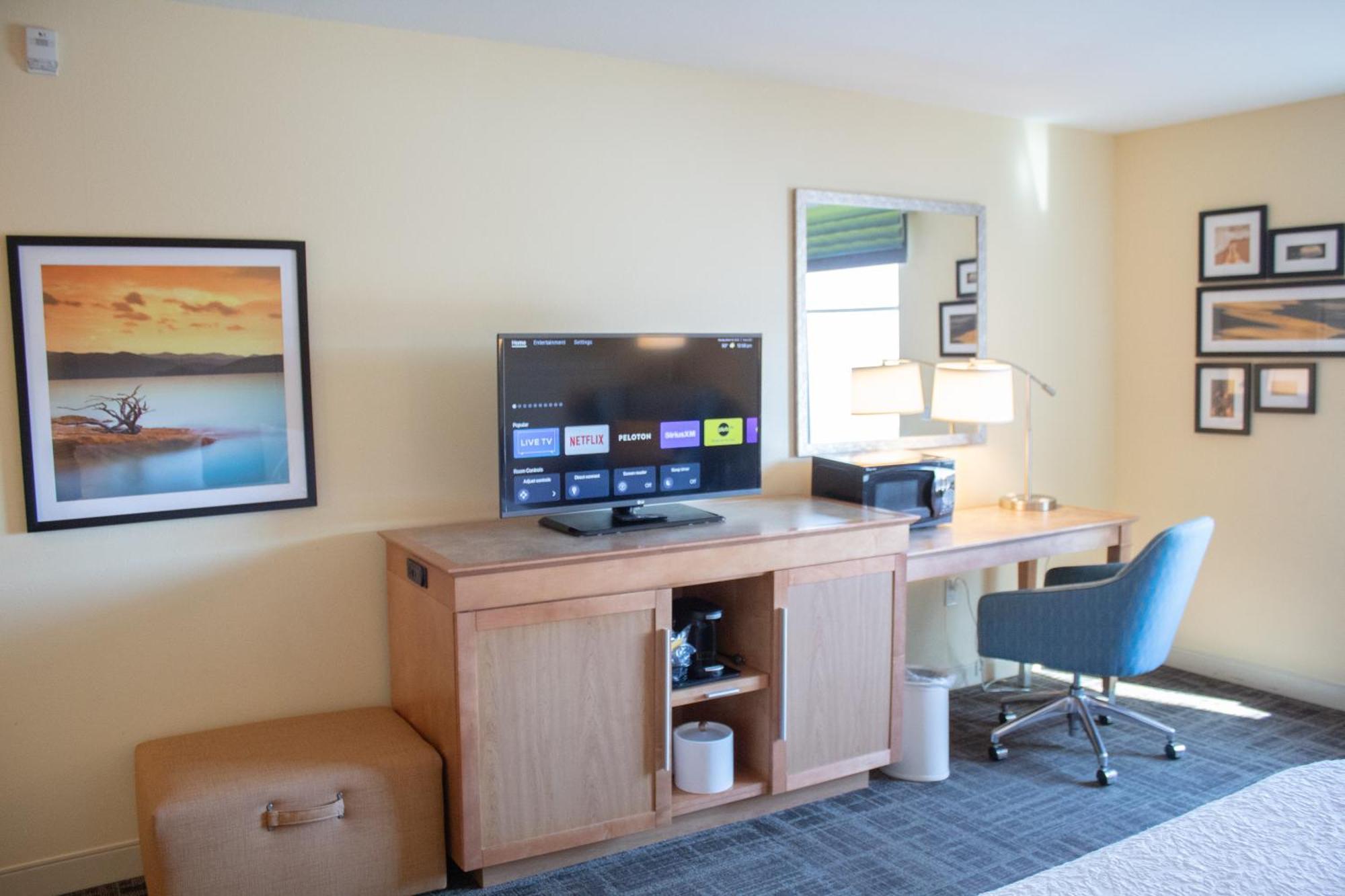 Hampton Inn & Suites Big Rapids, Mi מראה חיצוני תמונה