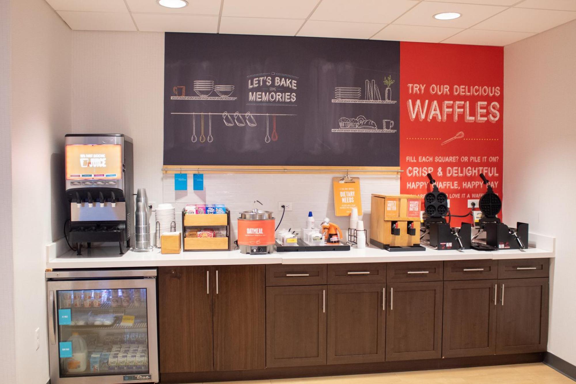 Hampton Inn & Suites Big Rapids, Mi מראה חיצוני תמונה